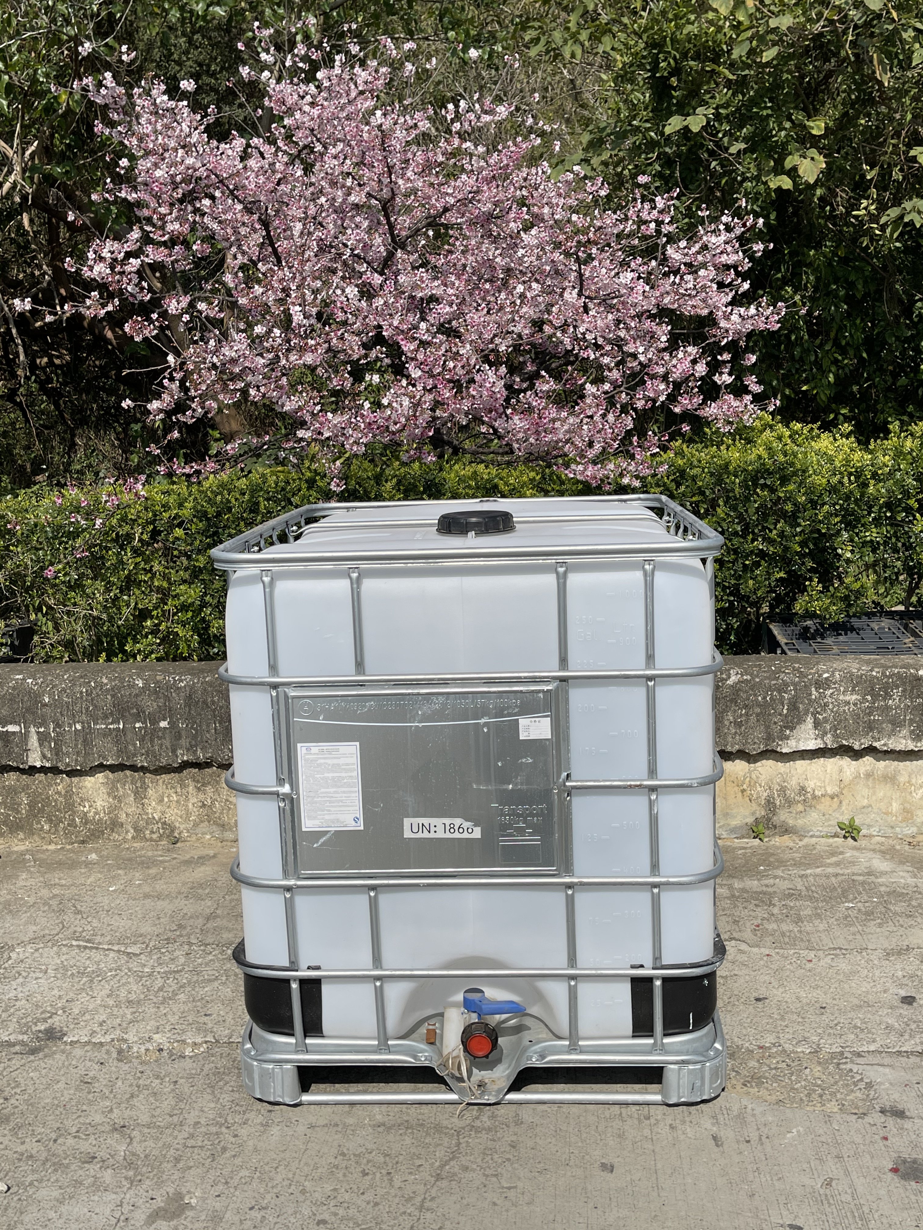 賣化學桶 廚餘桶 堆肥桶 鐵桶  塑膠桶 IBC桶 運輸桶 一噸桶 60L 120L 150L 200L 1000L