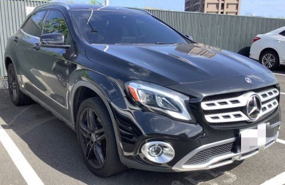 2019 M-Benz 賓士 Gla-class