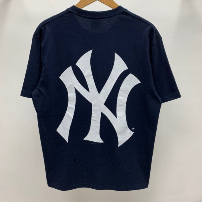 Supreme New York Yankees Box Logo Tee | Yahoo奇摩拍賣