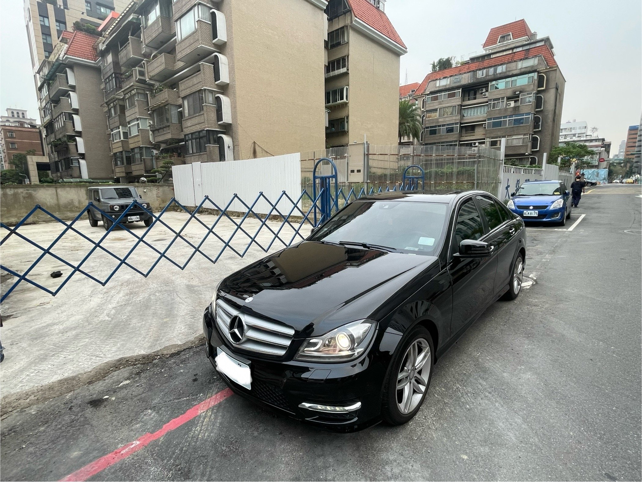 2013 M-Benz 賓士 C-class