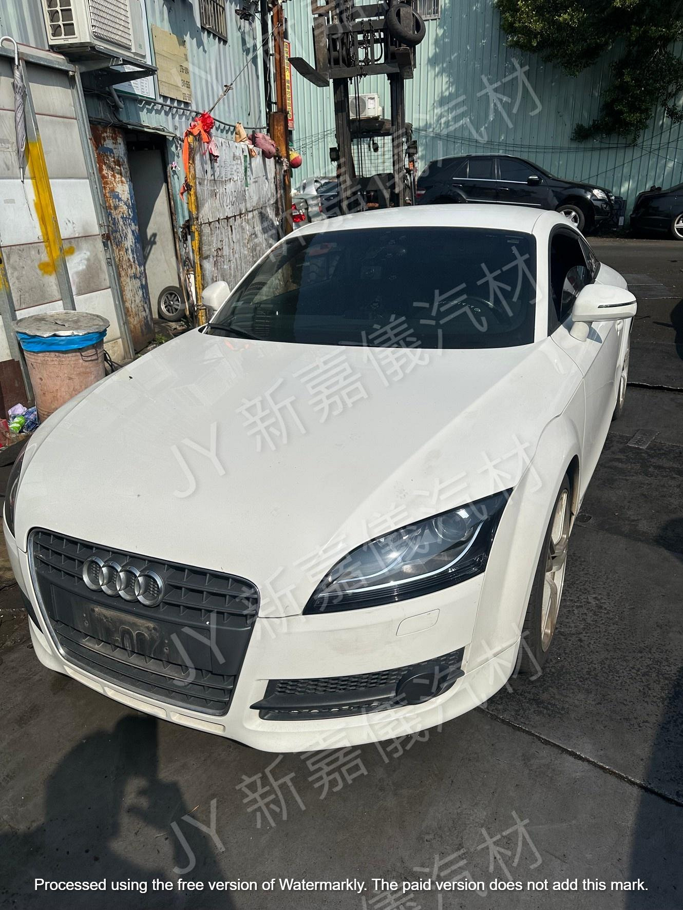 【新嘉儀汽材】Audi TT 奧迪 全車零件拆賣 引擎蓋 葉子板 大燈 卡鉗 車門 前後保桿 尾燈