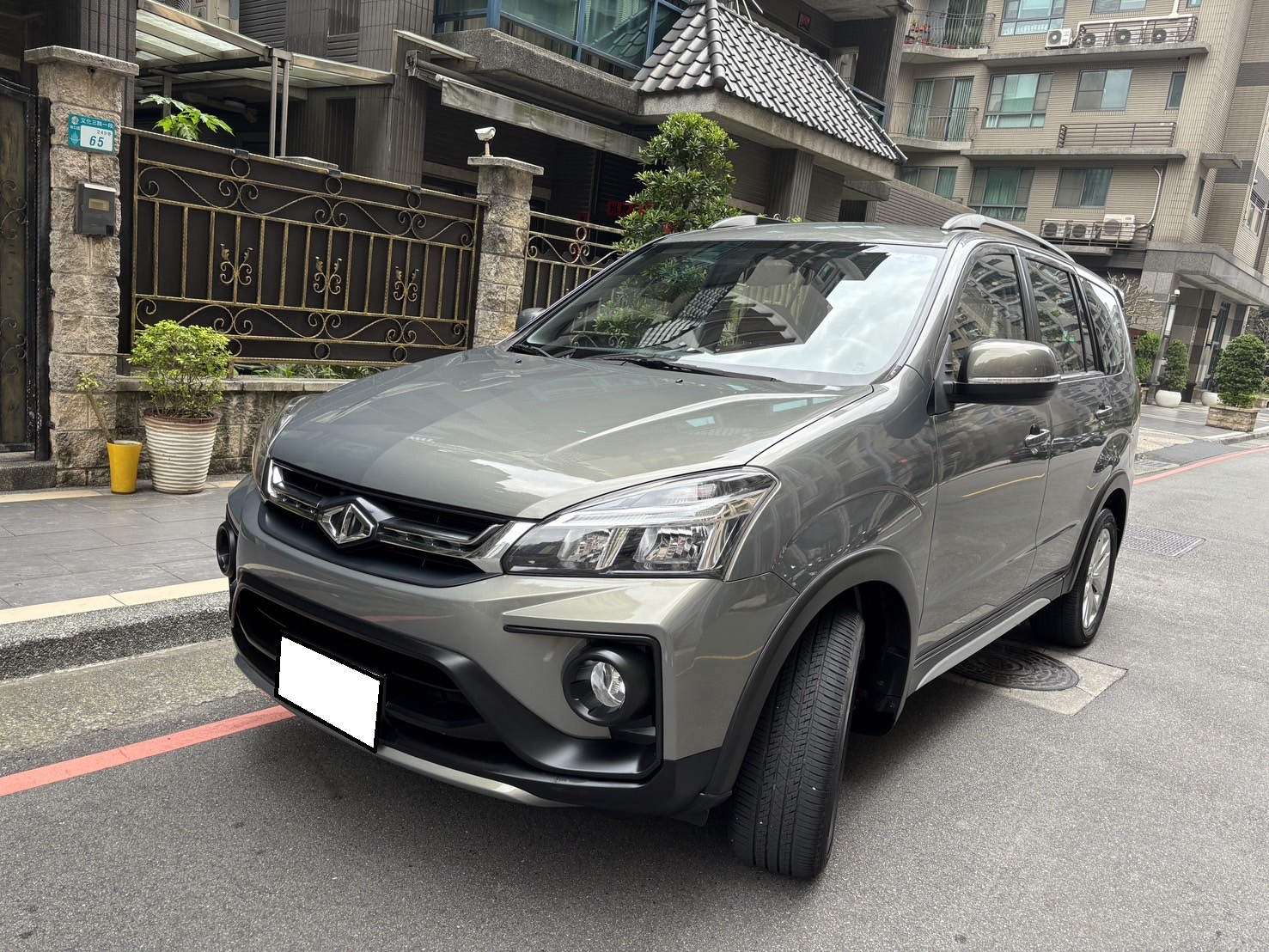 2019 Mitsubishi 三菱 Zinger