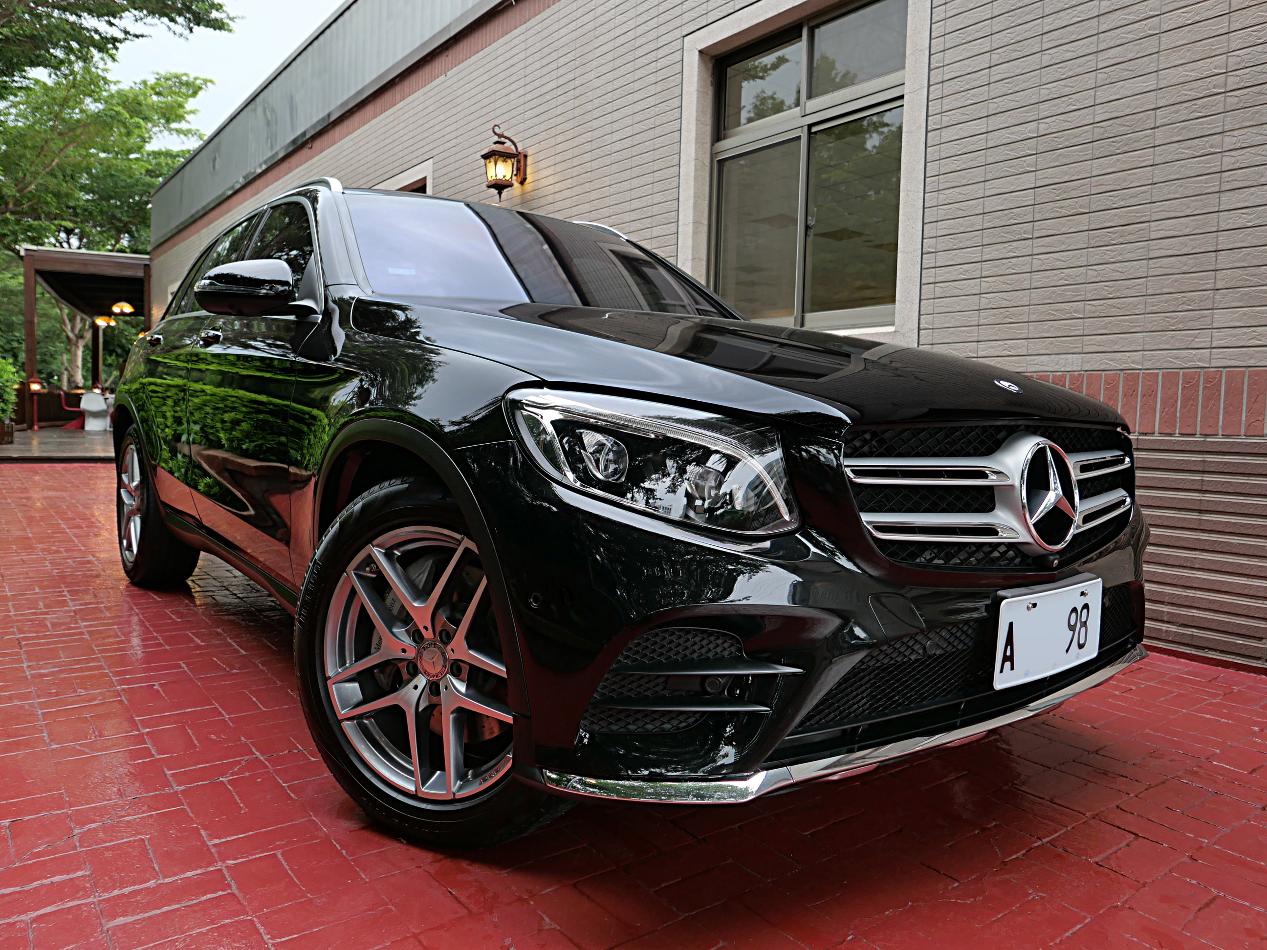 2016 M-Benz 賓士 Glc-class