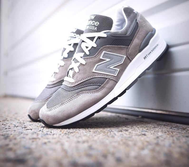 A - li 269 NEW BALANCE M997GY2 USA 美製元祖灰麂皮網布復古跑鞋