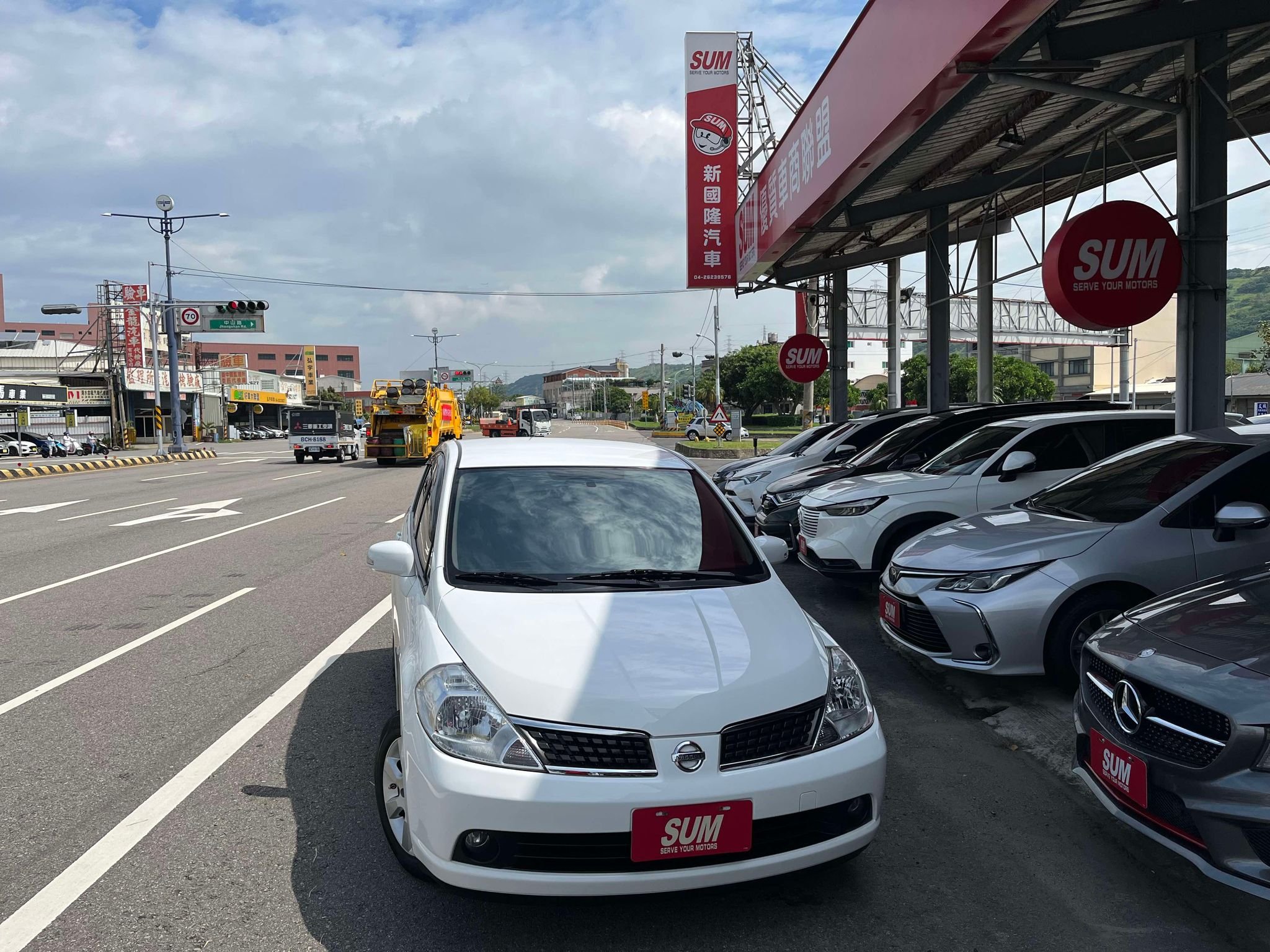 2012 Nissan 日產 Tiida 5d