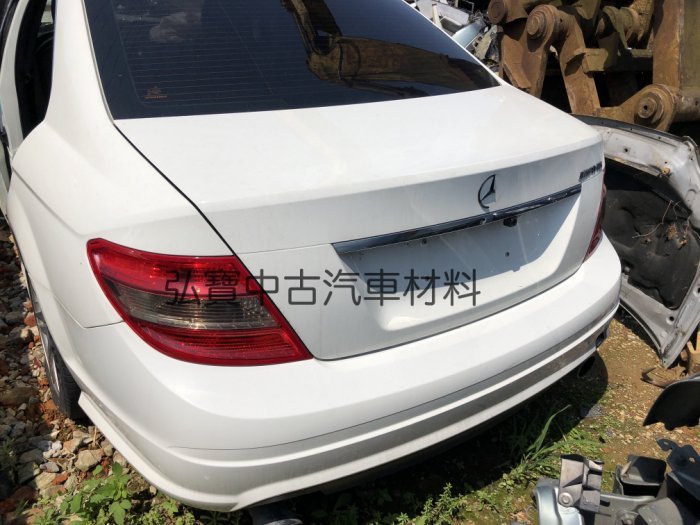 《弘寶汽車材料》Benz/賓士 W204 C300｜零件車/材料車/報廢車｜收報廢車/事故車/權利 車 歡迎洽詢