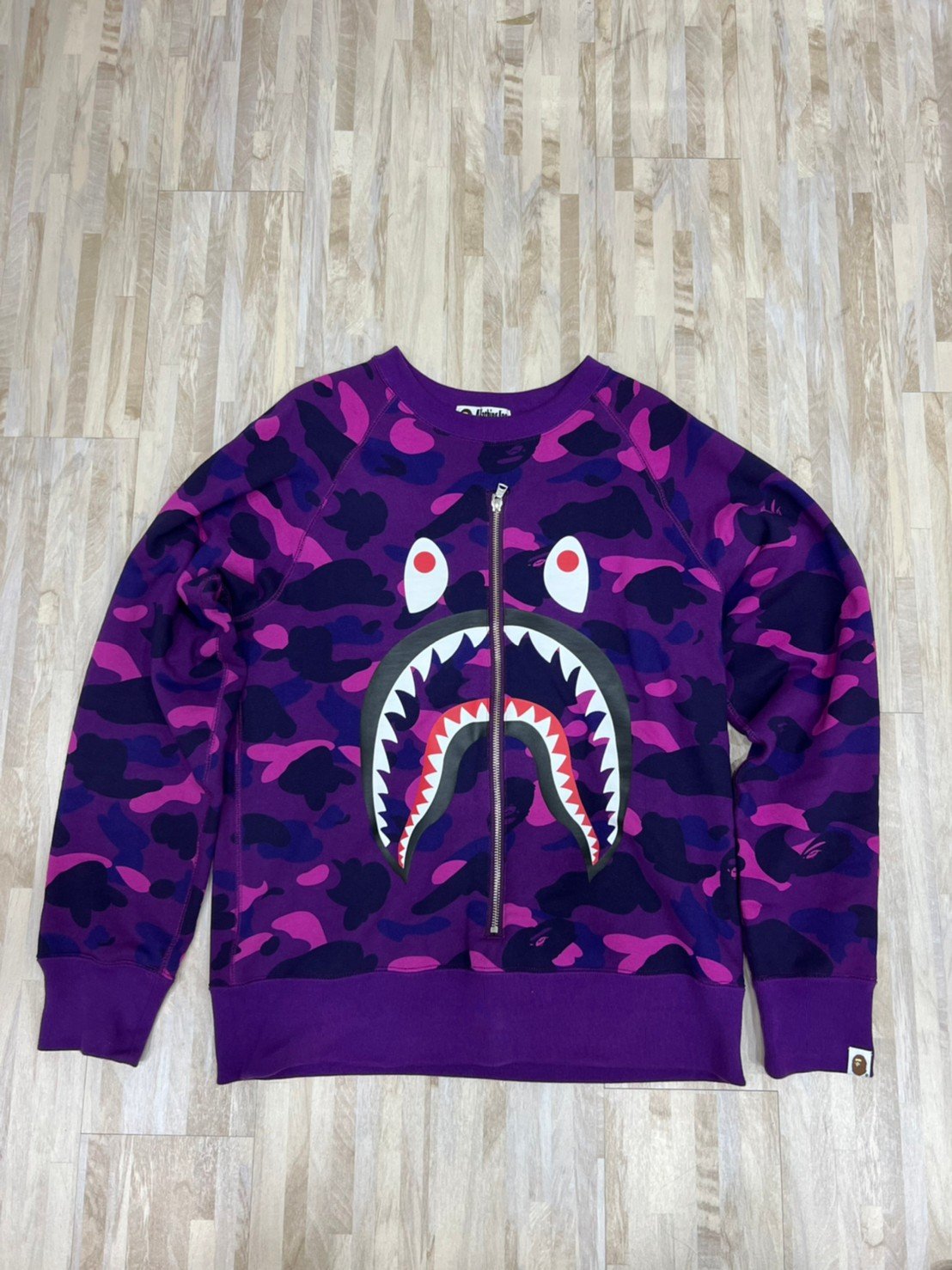 A BATHUNG APE BAPE CAMO SHARK 紫迷彩鯊魚拉鍊大學T M號二手台中面交