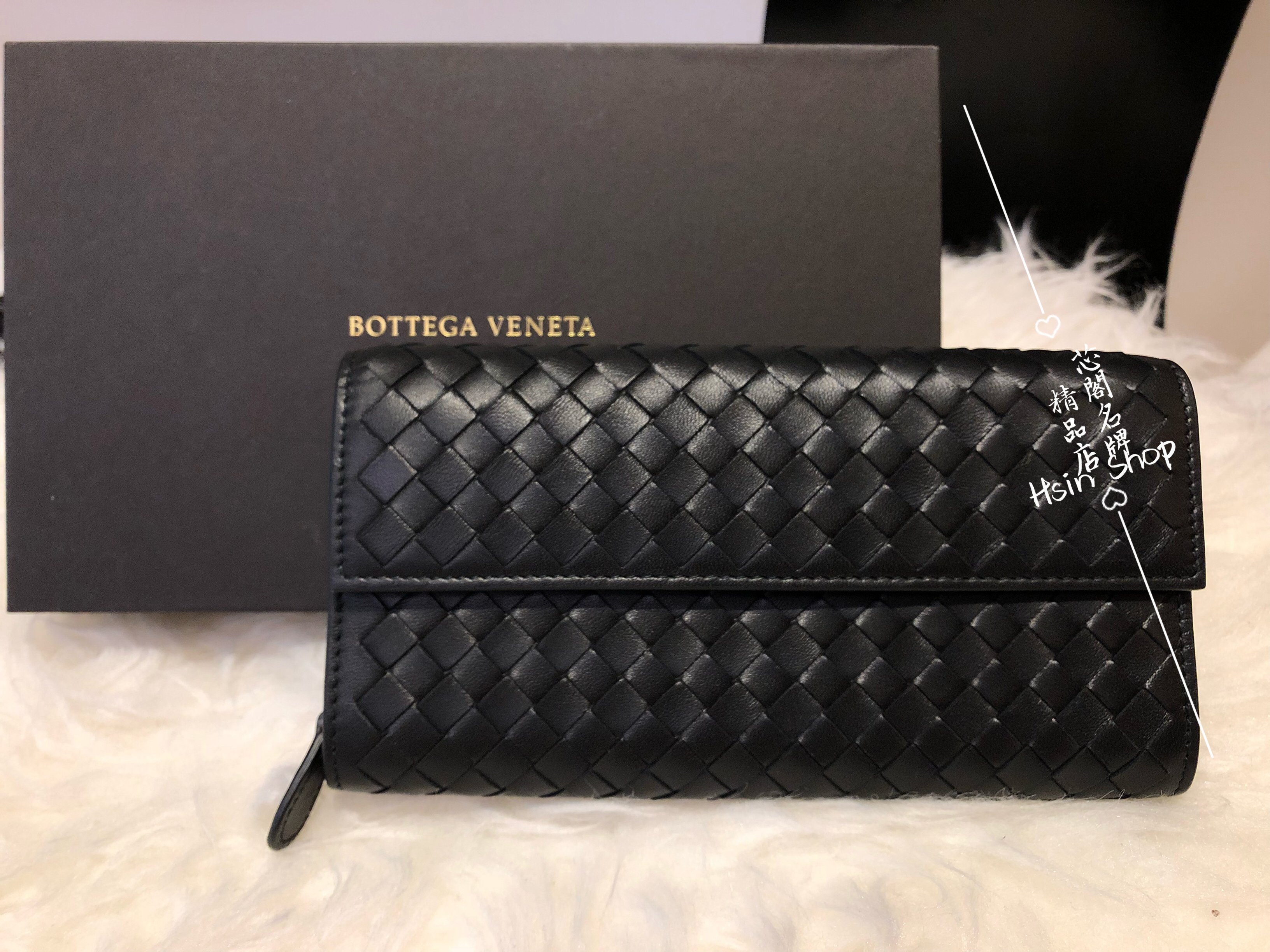 レシートあり）新品 今期新作 BOTTEGA VENETA ボッテガべネタ 二つ折り