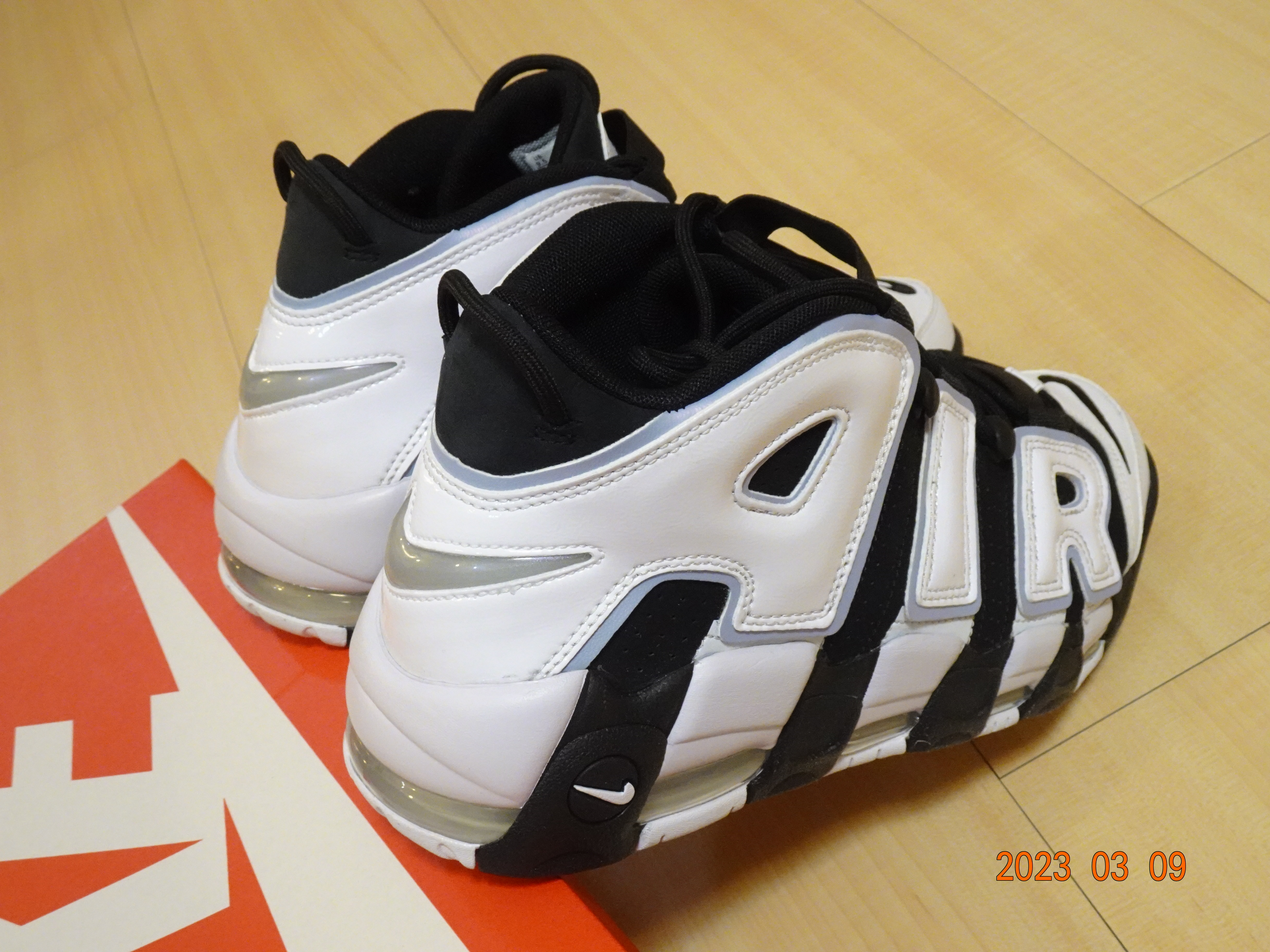 Nike Air More Uptempo '96 皮朋天下第2人Pippen大AIR黑白配色塗鴉風