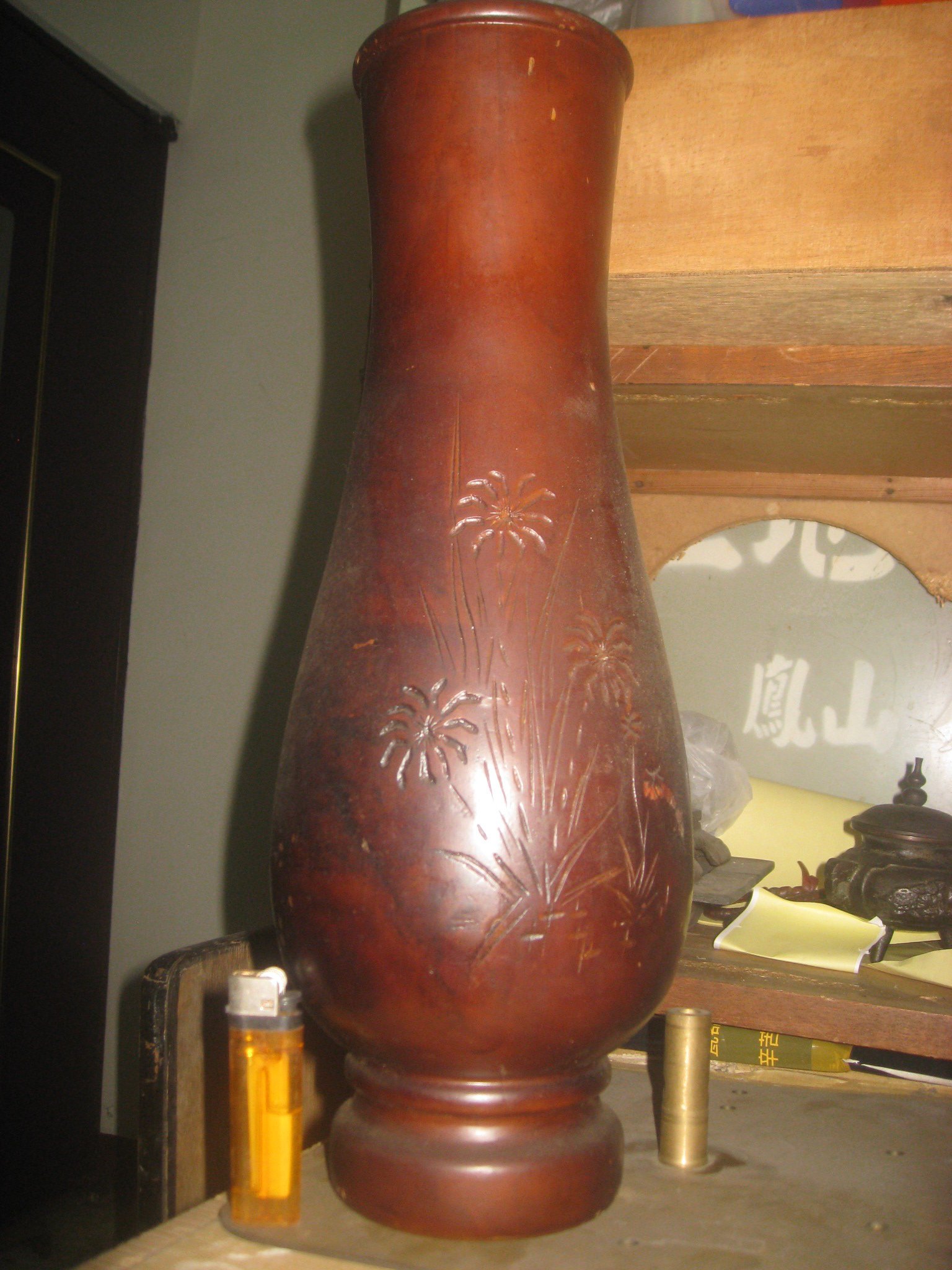 木製的花瓶------[下標前先看關於我。很重要]