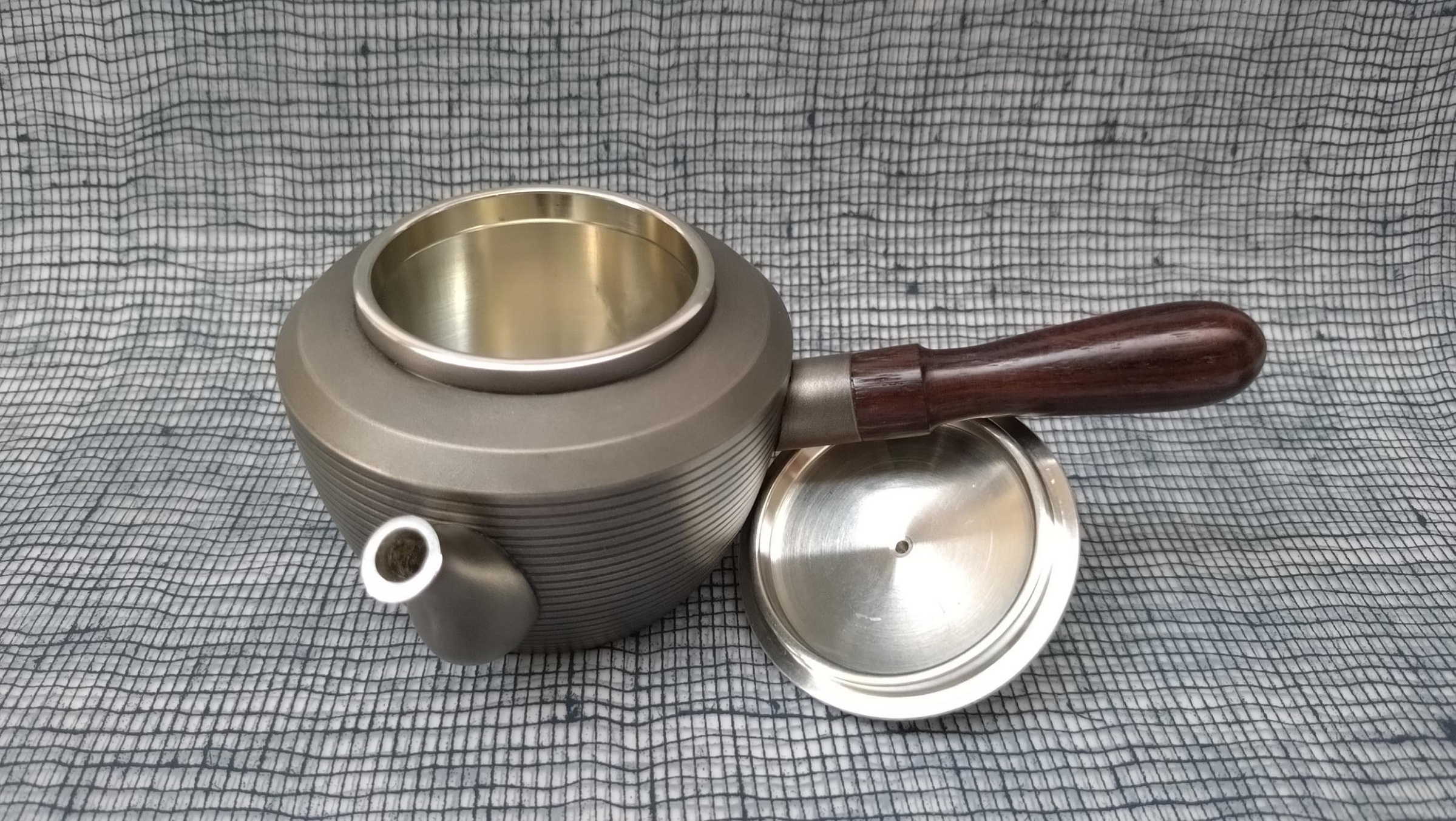 精美日本側把錫茶壺，日本大阪煙波浪華傳統手作錫器，約250cc，非水貨 