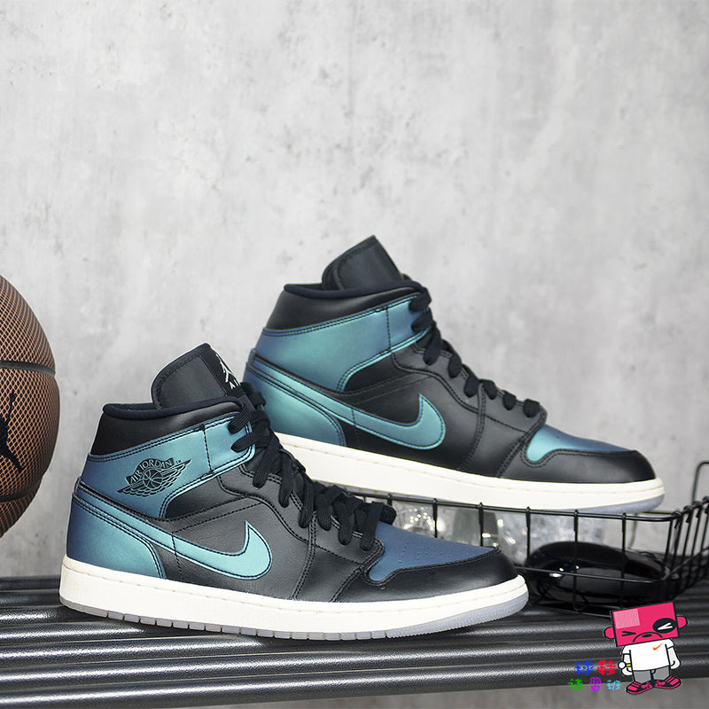 球鞋補習班NIKE AIR JORDAN 1 MID IRIDESCENT 男金屬藍紫一朗BQ6472