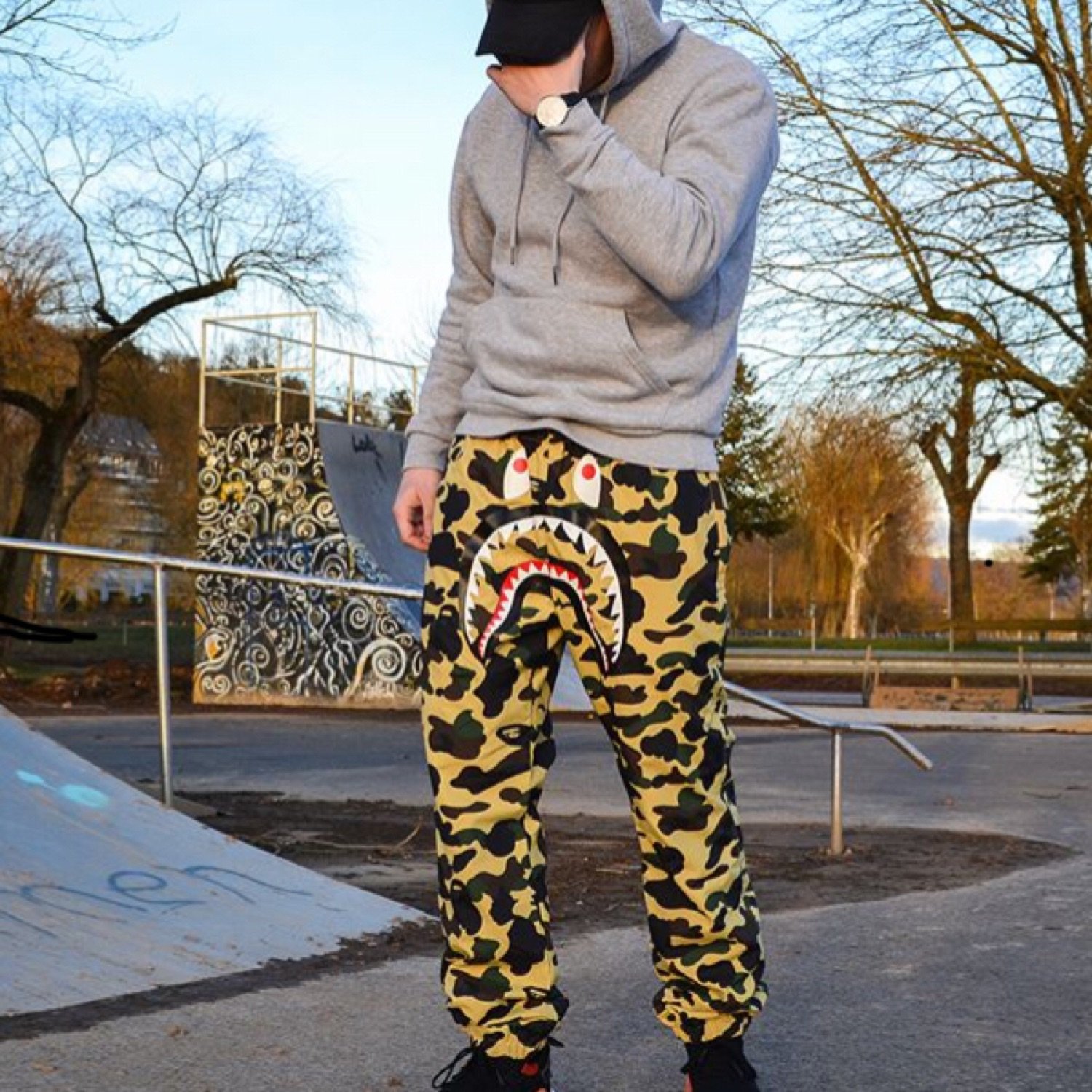 日貨代購CITY】A Bathing APE 1St Camo Shark Track Pants 鯊魚防風