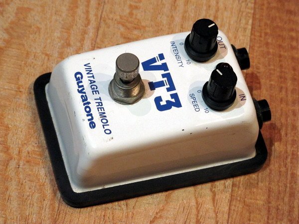 ☆ 唐尼二手好貨專區︵☆ 日本製 Guyatone VT3 Vintage Tremolo 經典顫音單顆效果器