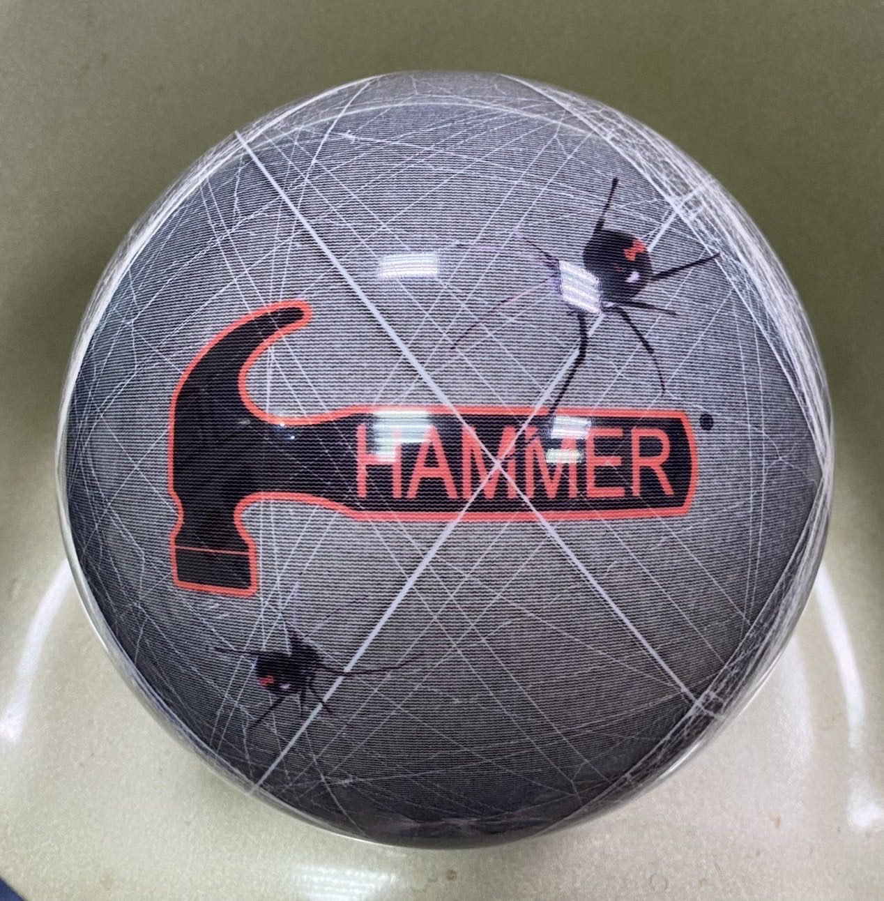 Spare新球上市： Hammer Black Widow Viz-A.(原廠球心設計-全球目錄版）引進球重: 12, 13, 14,  15磅.(有現貨)