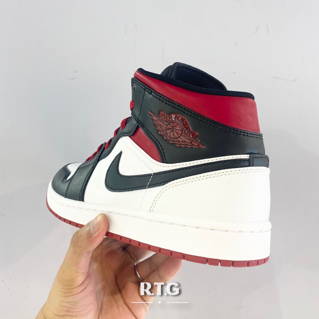 RTG】 NIKE AIR JORDAN 1 MID GYM RED 黑白紅一代中筒男鞋DQ8426-106