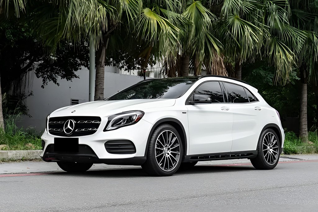 2018 M-Benz 賓士 Gla-class