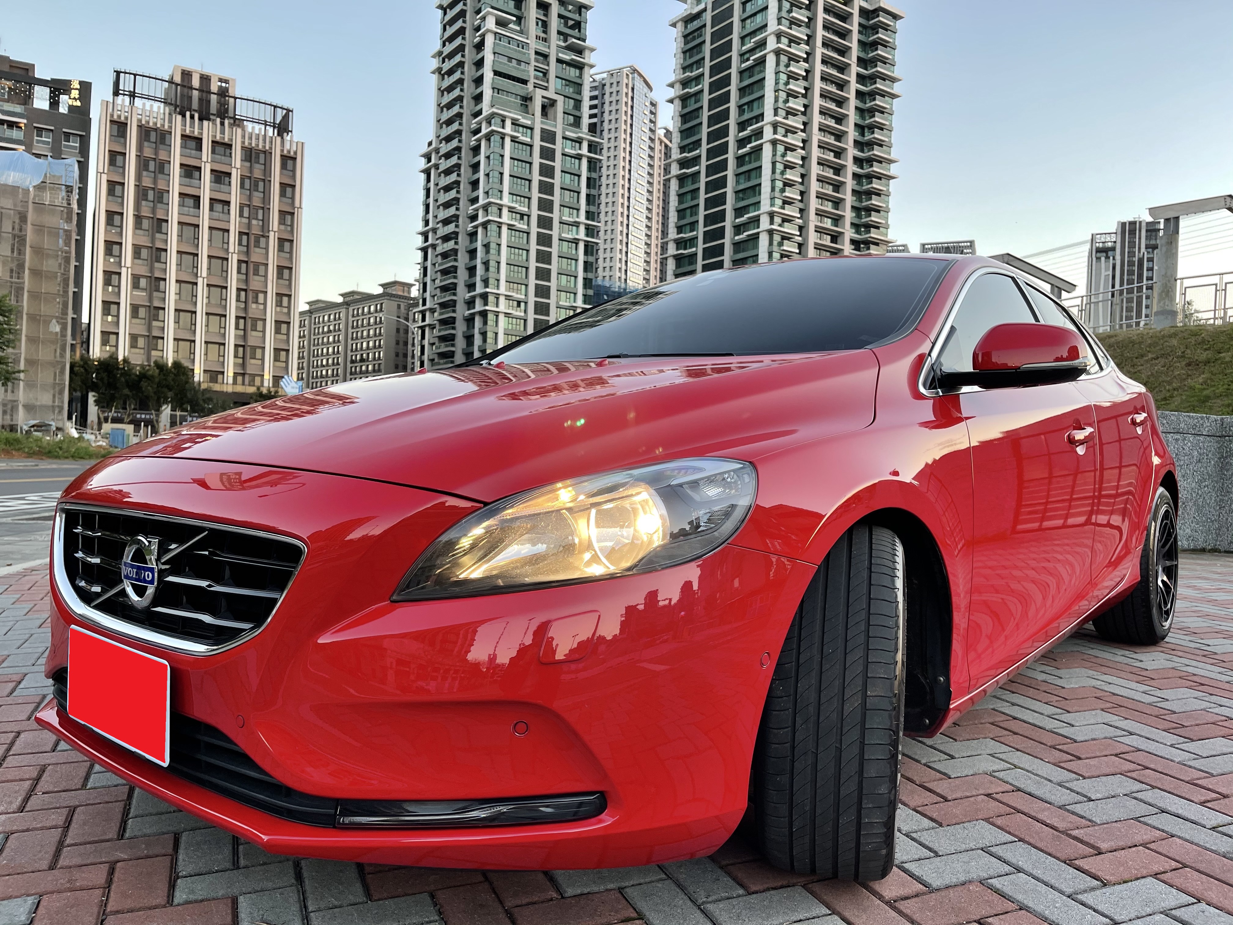 2018 Volvo 富豪 V40