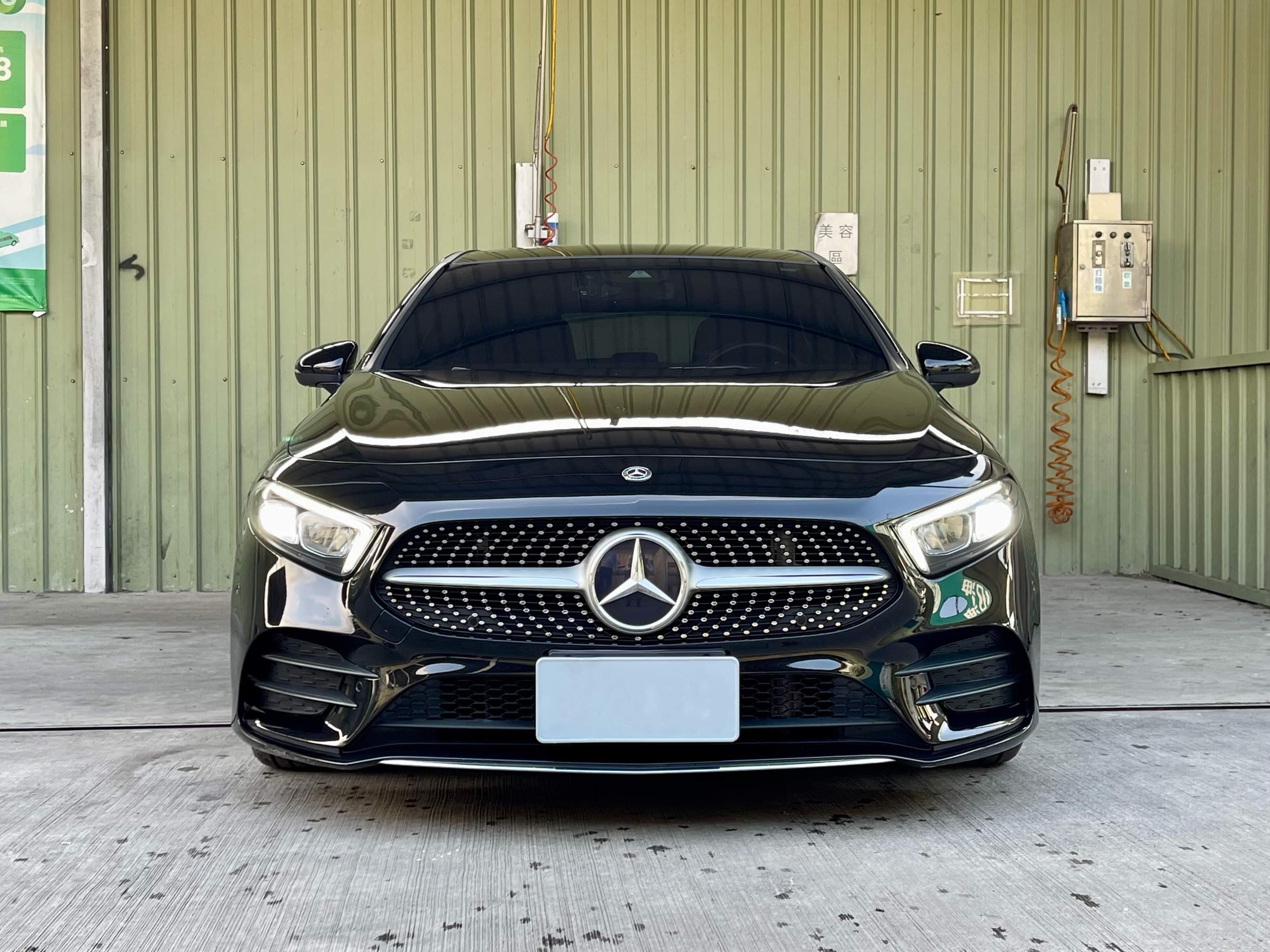 2018 M-Benz 賓士 C-class