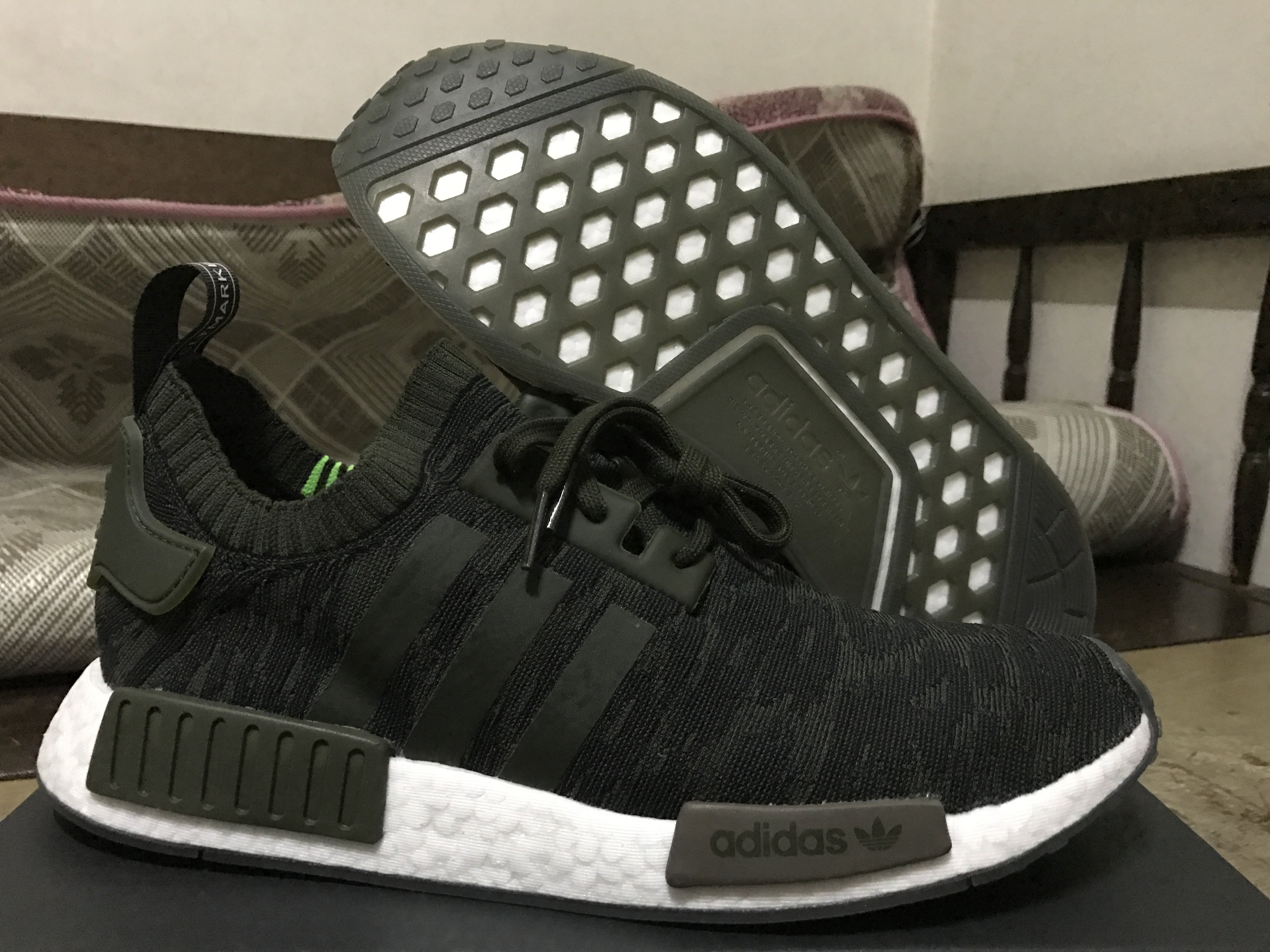 Adidas NMD R1 PK CQ2445 Ultra Boost Kanye Jordan roshe Lebron yeezy 350  curry | Yahoo奇摩拍賣