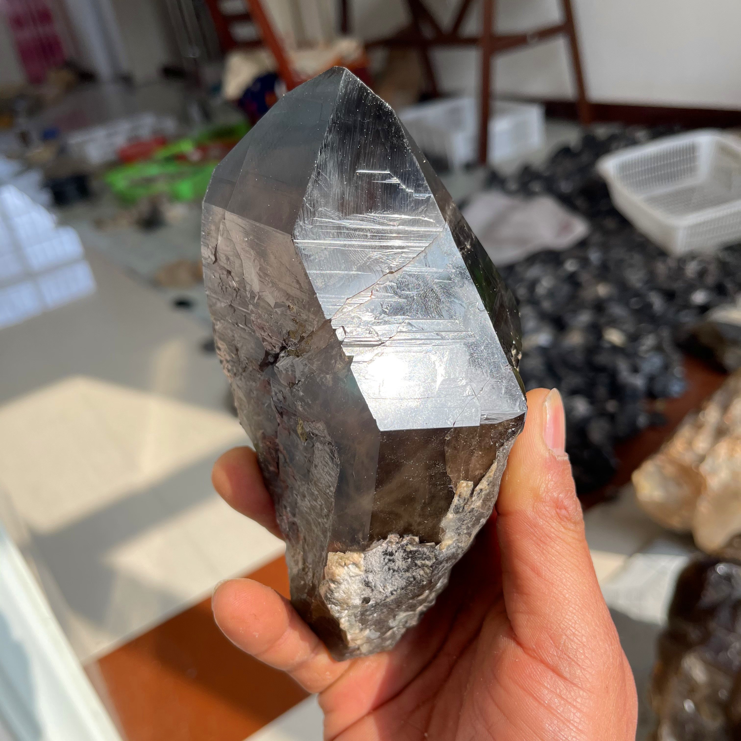 水晶 原石 1068g-