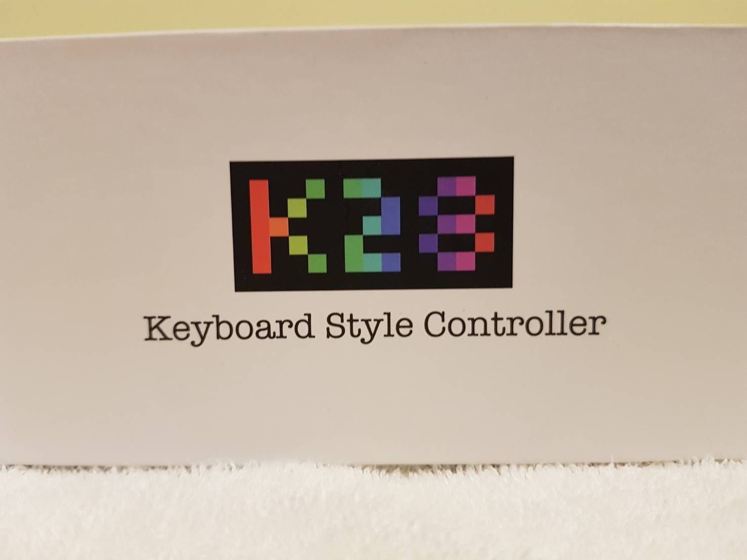 新品同様 K28 Keyboard Style Controller 赤-