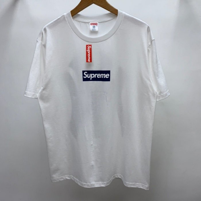 Supreme New York Yankees Box Logo Tee | Yahoo奇摩拍賣