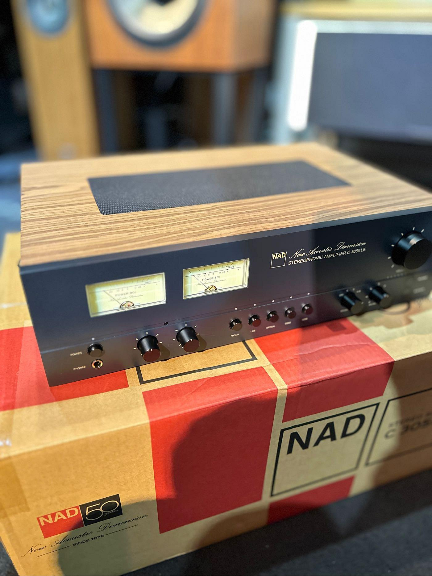 NAD C3050 數位綜合擴大機