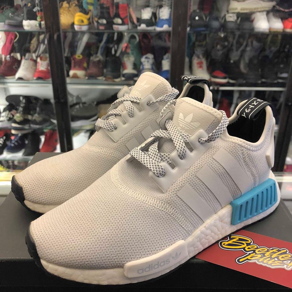 瑕疵品女生BEETLE ADIDAS NMD R1 淺灰白藍反光網布慢跑鞋S80207 22.5