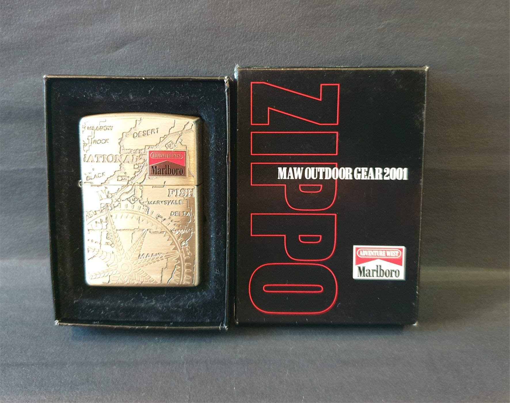 ONE*$1~*日系*ZIPPO*Marlboro萬寶路-2001西部冒險《地圖與指南針》鍍銀