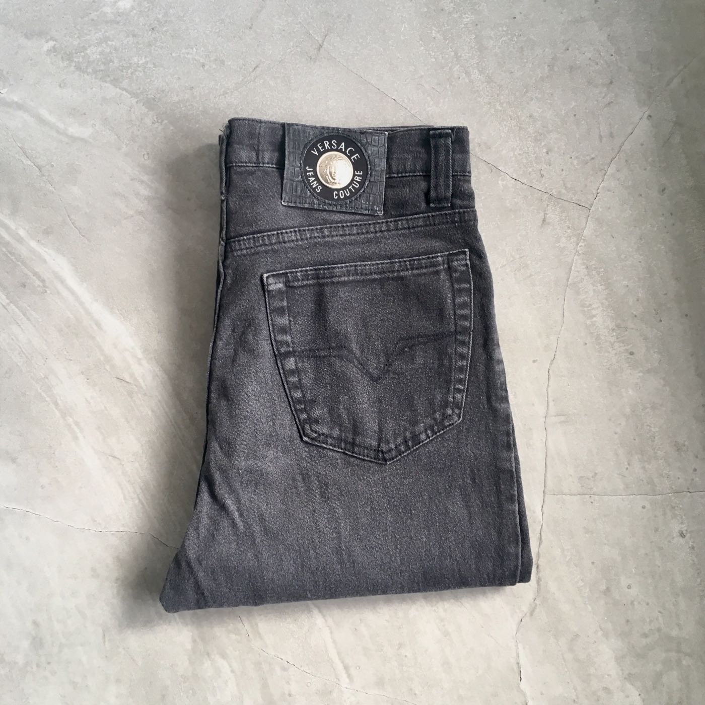 Italia製 VERSACE JEANS black denim