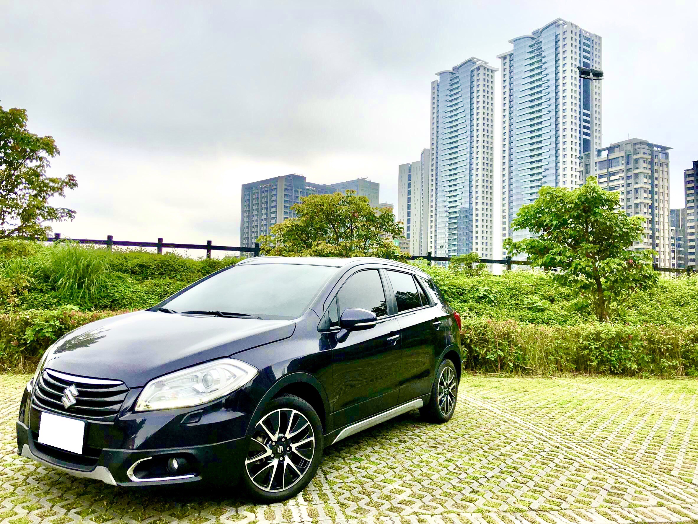 2016 Suzuki 鈴木 Sx4