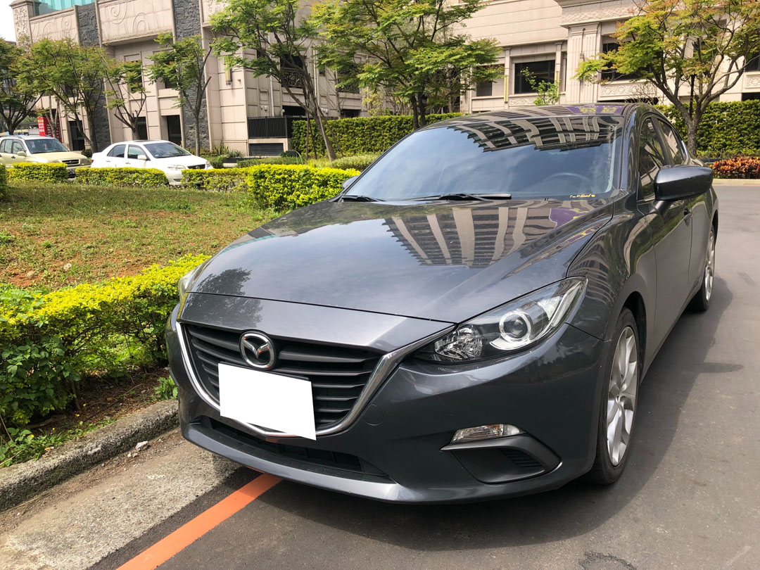 2015 Mazda 馬自達 3 4d