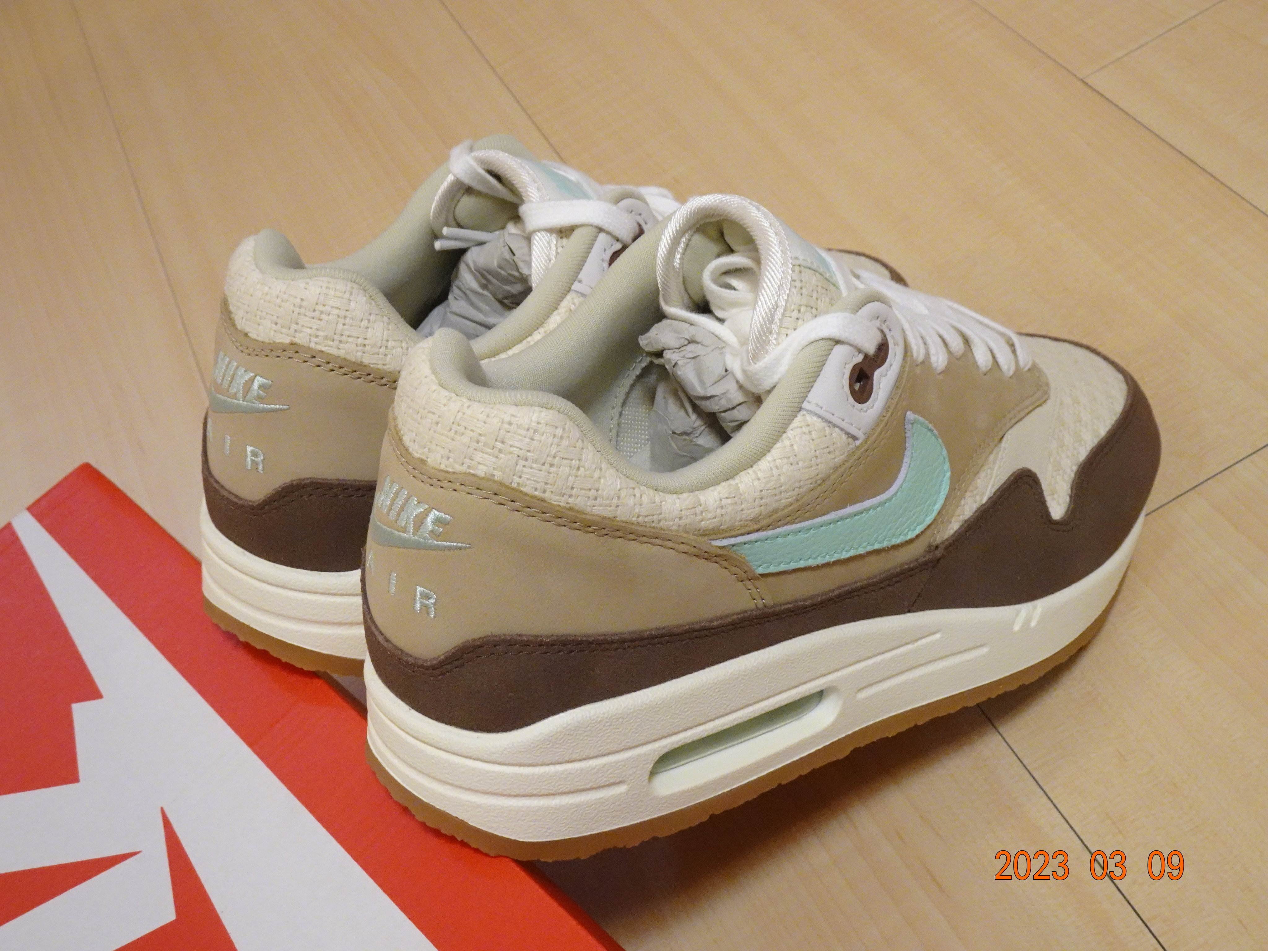 Nike Air Max 1 Premium 2 Crepe Hemp 2004薄荷泡棉色麂皮擋泥罩FD5088