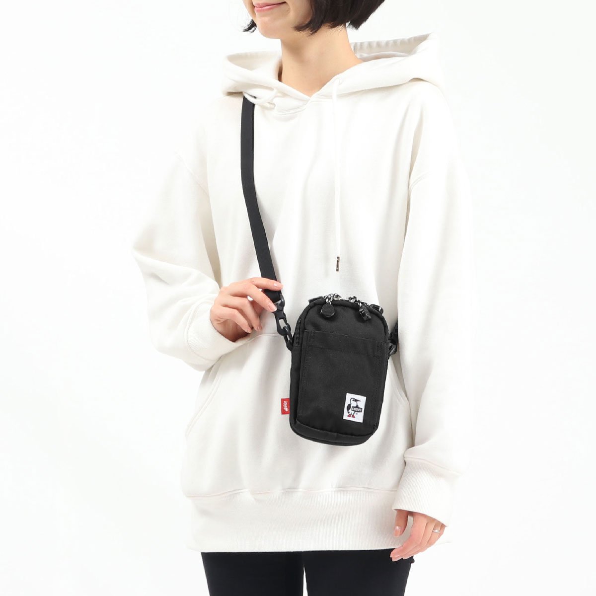 CodE= CHUMS RECYCLE UTILITY SHOULDER BAG 帆布側背包(黑) CH60-3124 