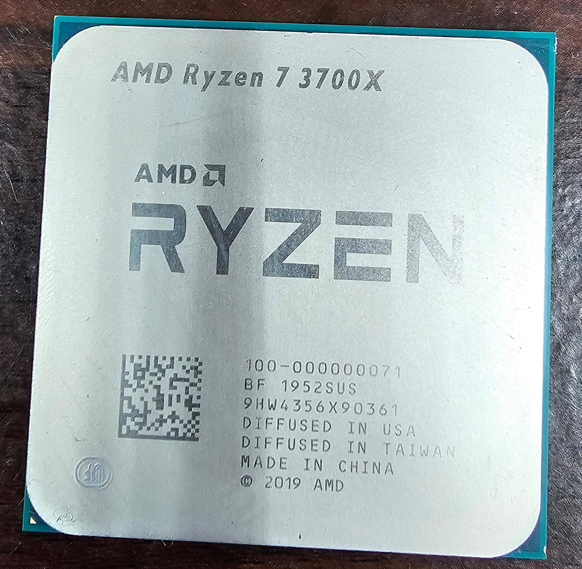 AMD Ryzen™ 7 3700X    9HW4356X90361   拆機良品 無風扇