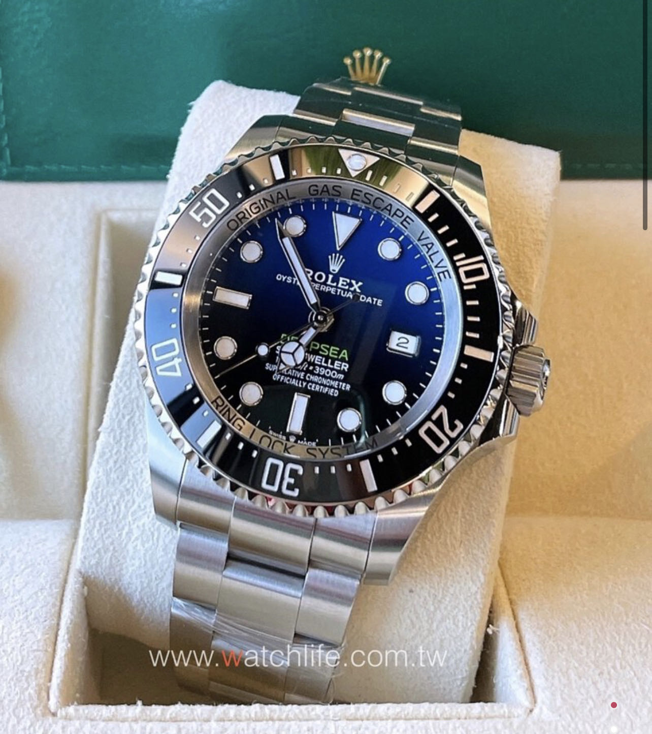 Rolex 126660DB 漸層藍水鬼王/2020二手極新含RX8膜/蠔式鋼/44mm/3235機芯/動力儲備約70小時/防水達3900米/原廠盒單