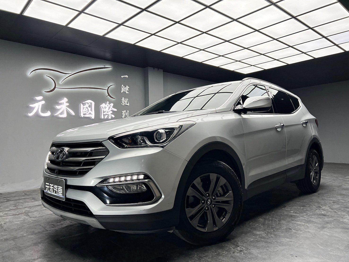 2018 Hyundai 現代 Santa fe