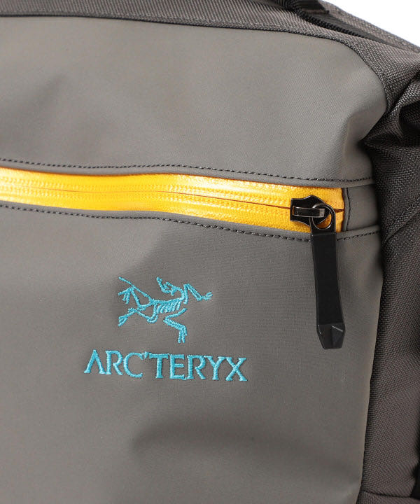 ARC'TERYX × BEAMS BOY 聯名ARRO8 Shoulder bag 始祖鳥側背包。太陽選