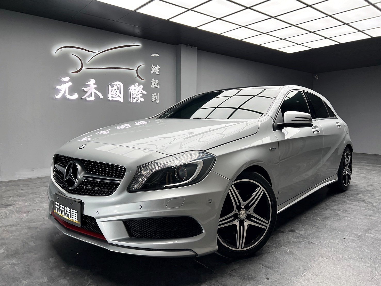 2013 M-Benz 賓士 A-class