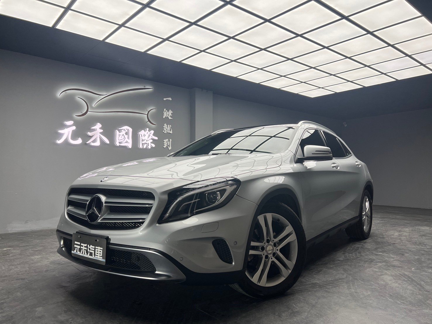 2014 M-Benz 賓士 Gla-class