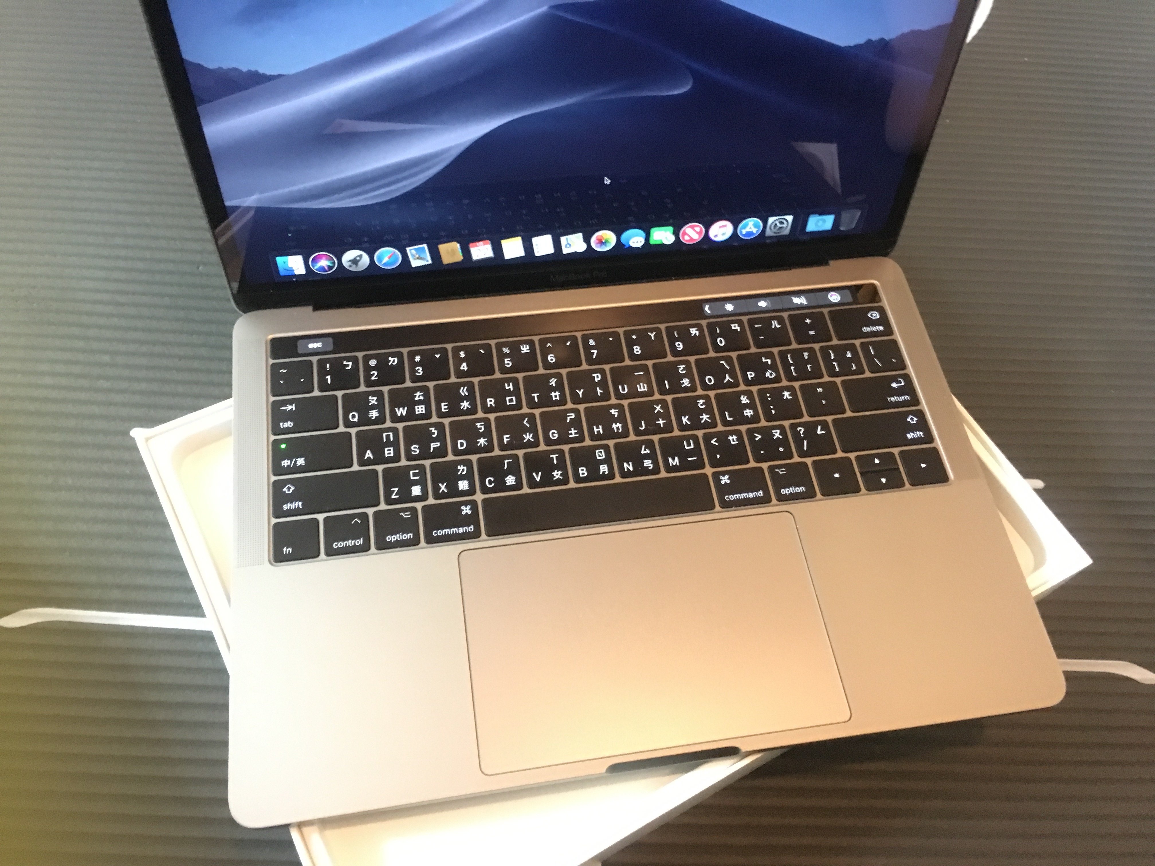 Macbookpro 15インチ（美品） 2017年16G 512GB-