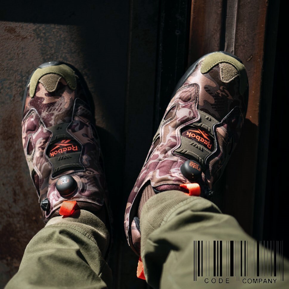 CodE= REEBOK INSTA PUMP FURY OG CAMO 迷彩充氣慢跑鞋(綠橘)DV6962