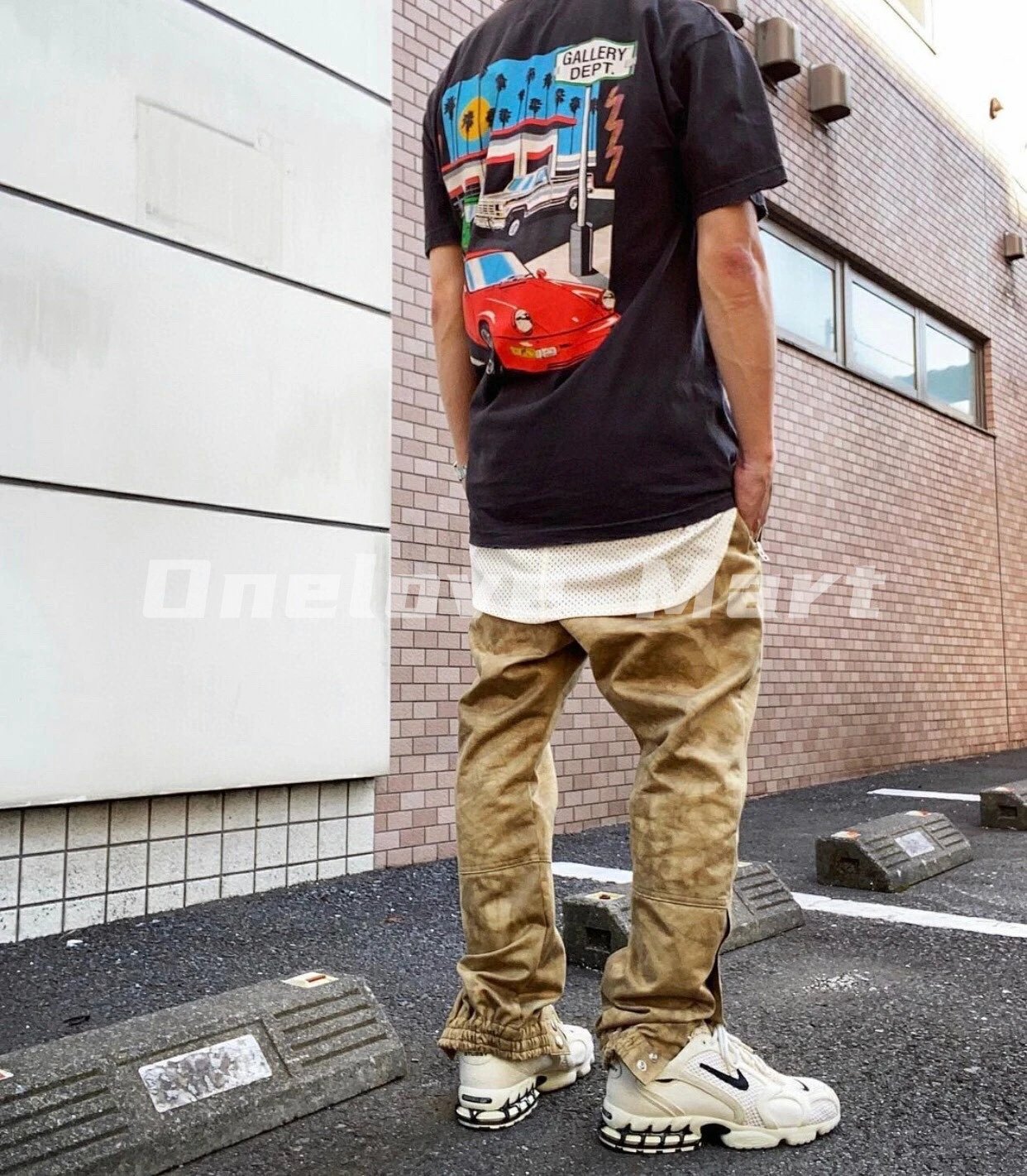 Gallery Dept. Drive Thru Tee | Yahoo奇摩拍賣