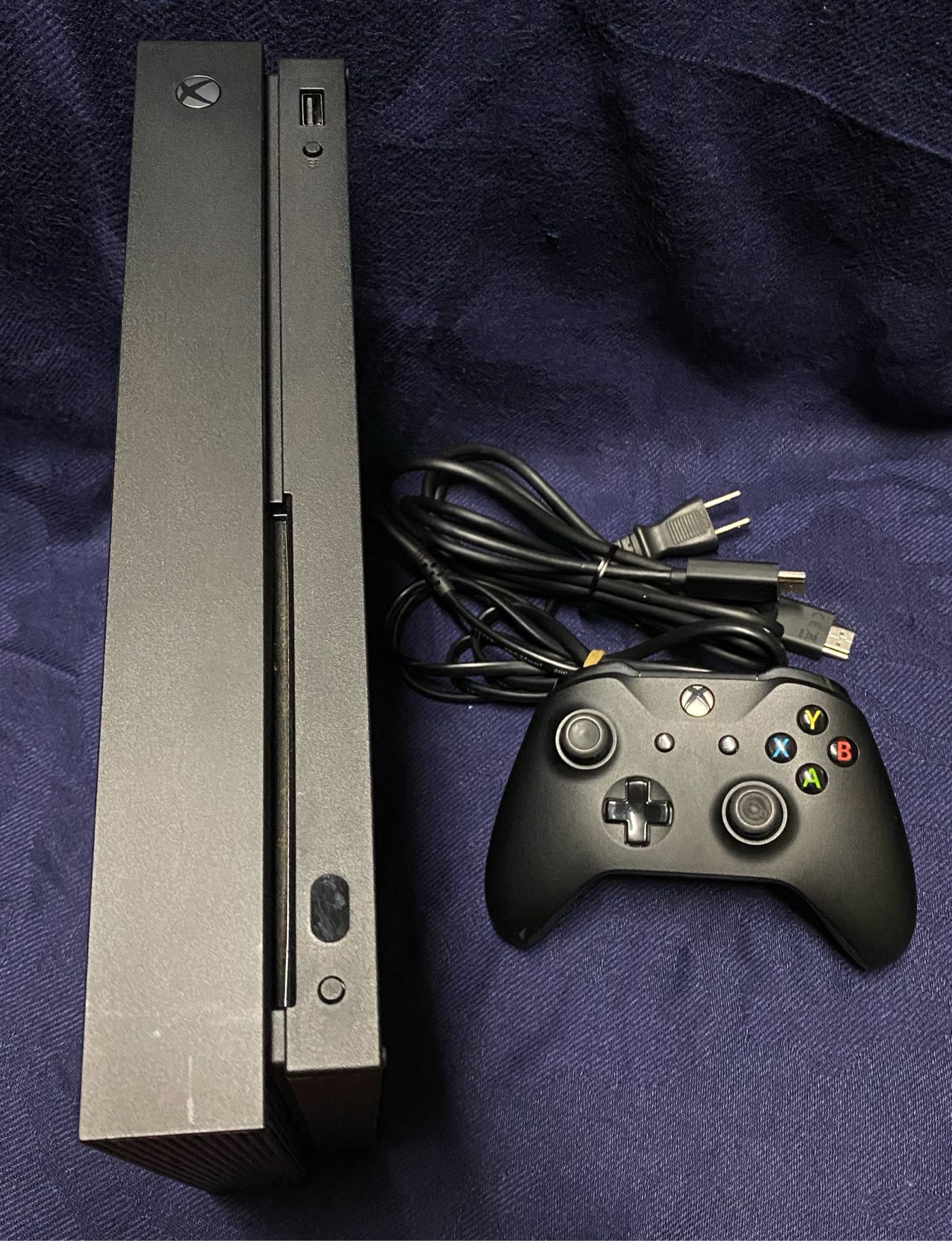 微軟 Microsoft XBOX ONE X 1TB 主機 4K HDR 支援 二手美品