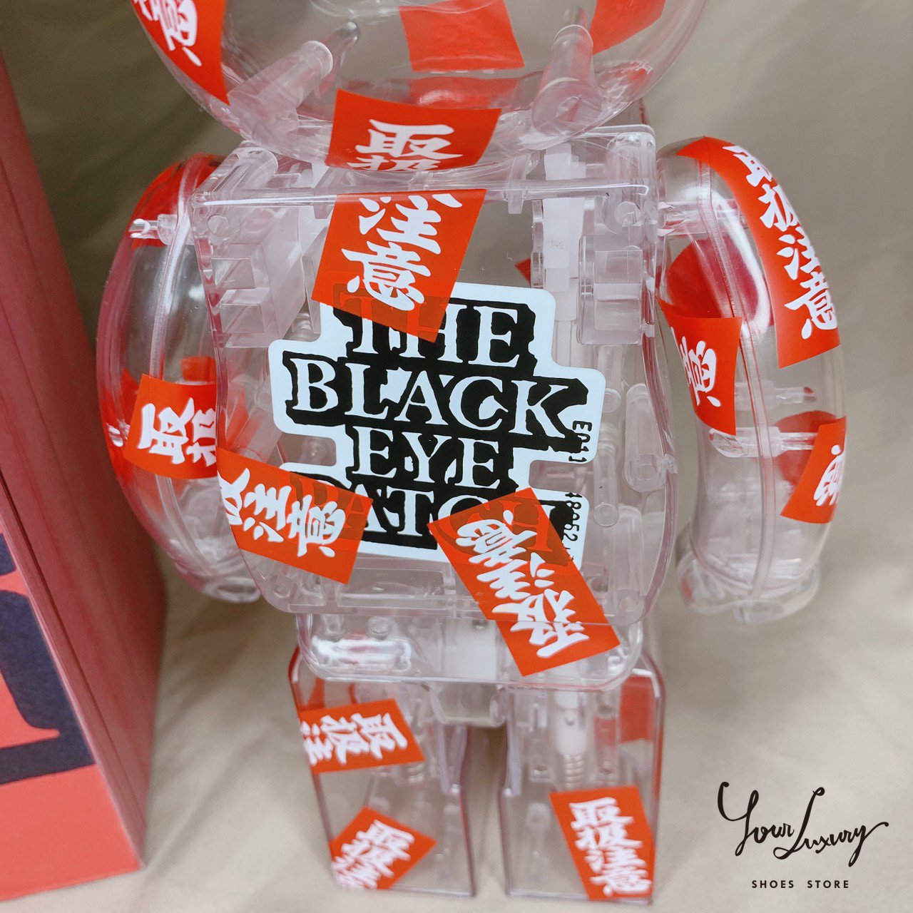 Luxury】Bearbrick BERBRICK 400% BLACK EYE PATCH 取扱注意現貨 