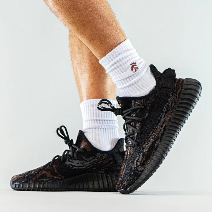 代購】Adidas Yeezy Boost 350 MX Rock 黑迷彩經典百搭運動鞋GW3774男