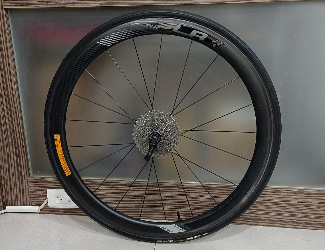 人気の贈り物が carbon GIANT with SLR1 - 42mm Sports 自転車