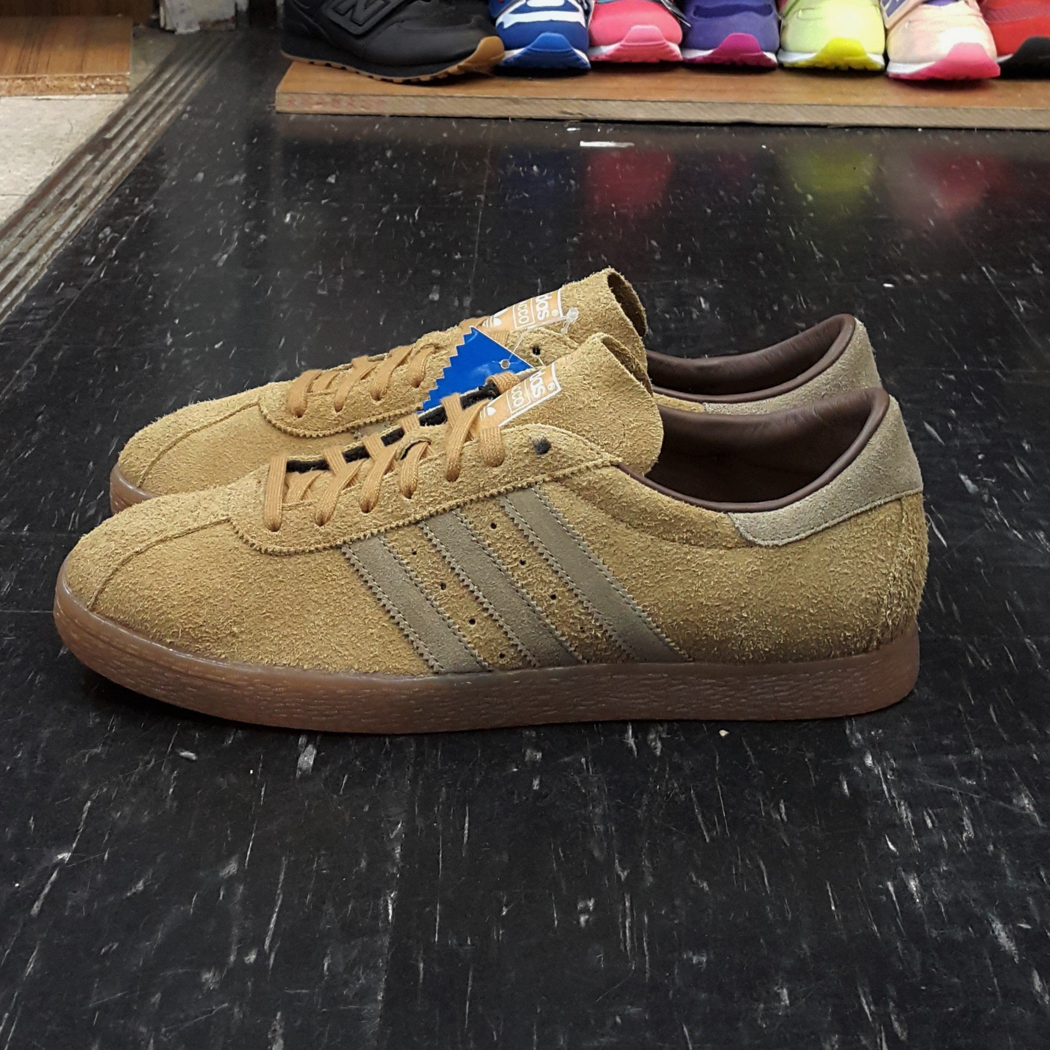 adidas TOBACCO MITA 土黃色棕色膠底軟木塞日本聯名款復古麂皮Q21657