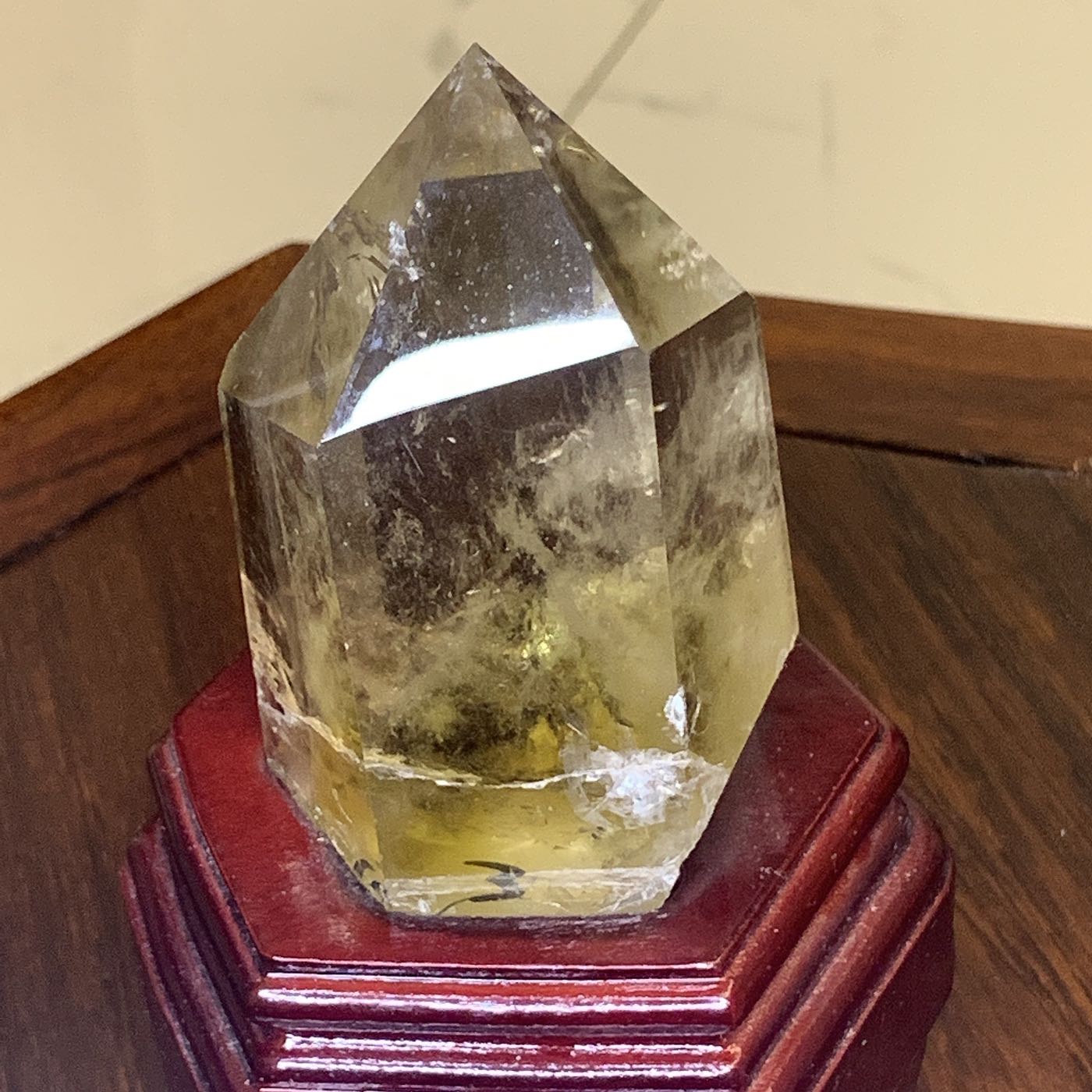 光工水晶13cm天然巴西招財黃水晶柱含底座神聖能量皇家帝王黃紫鈦晶柱球排手珠綠白紅藍粉黑舒俱來超七kg原礦項鍊墜手鐲